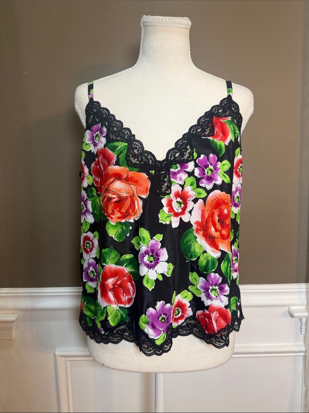 Vintage Victoria’s Secret Gold Label‎ Floral Lace Cami Tank Top M